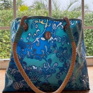 Lilly Pulitzer Large Blue and Green Patterned Jelly Beach Tote